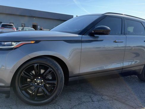 Used 2019 Land Rover Range Rover Velar S image 3
