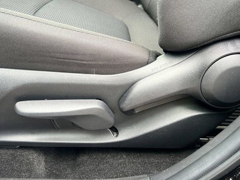 Certified 2025 Toyota RAV4 LE FWD image 16