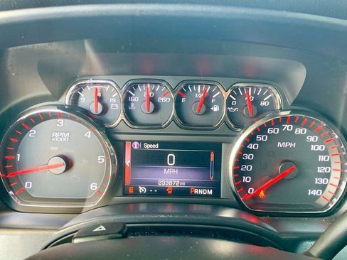 Used 2015 GMC Sierra 1500 SLE w/ SLE Value Package image 17