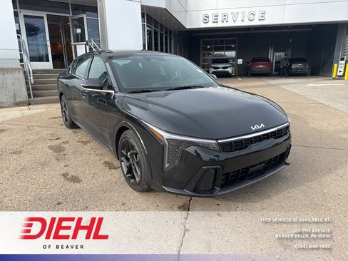 New 2025 Kia K4 GT-Line Turbo image 1