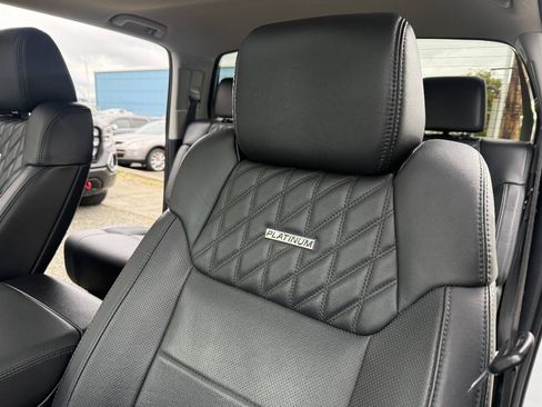 Used 2015 Toyota Tundra Platinum AWD/4WD image 11