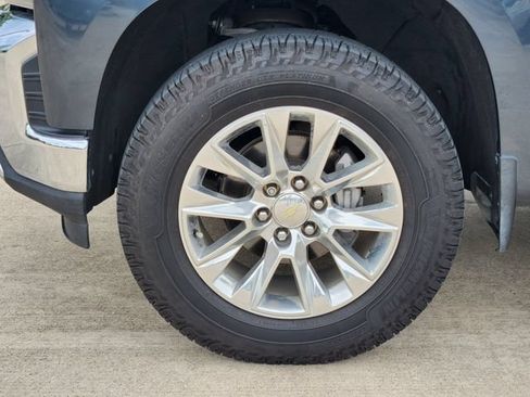 Used 2021 Chevrolet Silverado 1500 LTZ AWD/4WD image 11