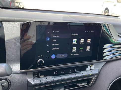 Used 2025 Toyota Camry LE FWD image 20