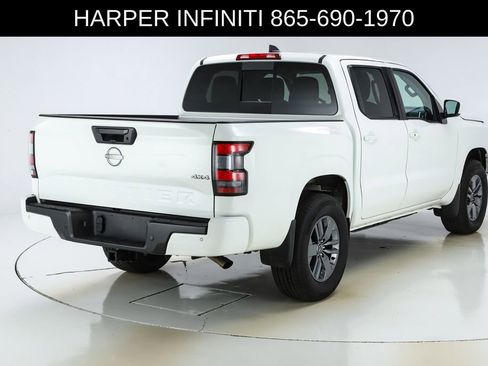 Used 2025 Nissan Frontier SV w/ SV Convenience Package image 10