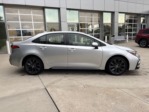 Used 2023 Toyota Corolla SE FWD image 10