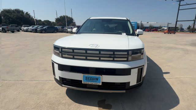 Used 2026 Hyundai Santa Fe SE FWD image 3