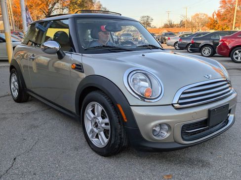 Used 2011 MINI Cooper Hardtop image 7