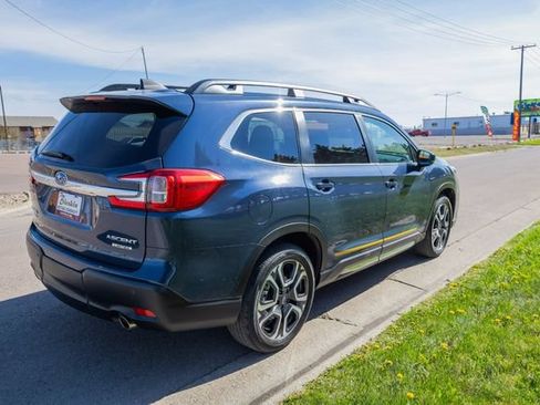 Used 2024 Subaru Ascent Limited w/ Technology Package AWD/4WD image 5