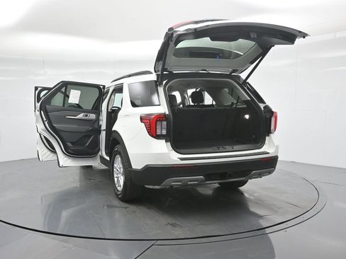 New 2025 Ford Explorer Active w/ Active Comfort Package image 33