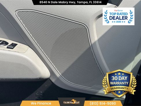 Used 2018 Hyundai Elantra SE FWD image 29