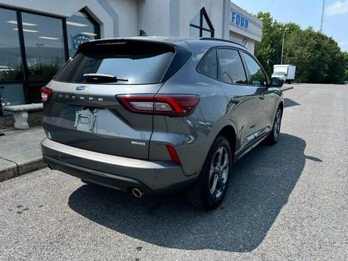 Used 2023 Ford Escape ST-Line Select w/ Tech Pack #2 image 4