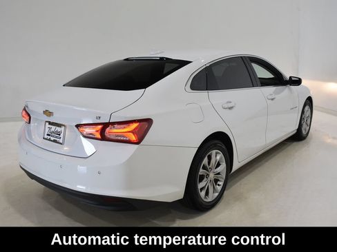 Used 2021 Chevrolet Malibu LT FWD image 4