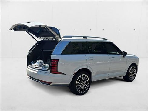 New 2026 Hyundai Palisade Calligraphy FWD image 2