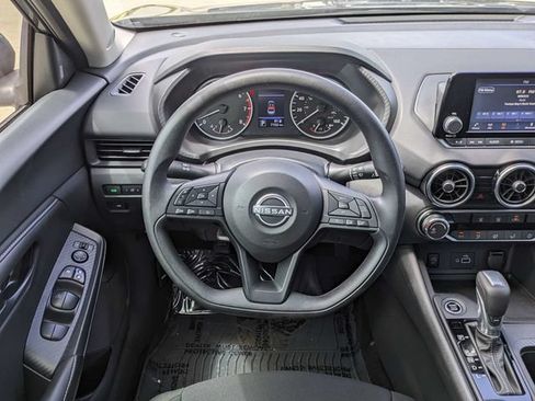 Used 2025 Nissan Sentra S FWD image 15