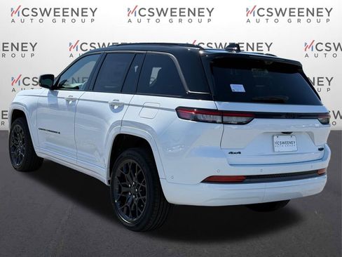 New 2026 Jeep Grand Cherokee Summit w/ Obsidian Package AWD/4WD image 4