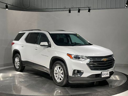Used 2021 Chevrolet Traverse LT image 40