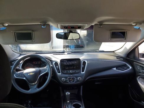 Used 2019 Chevrolet Malibu LS image 2