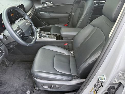 Used 2026 Kia Sportage EX w/ EX Panorama Roof Package image 10