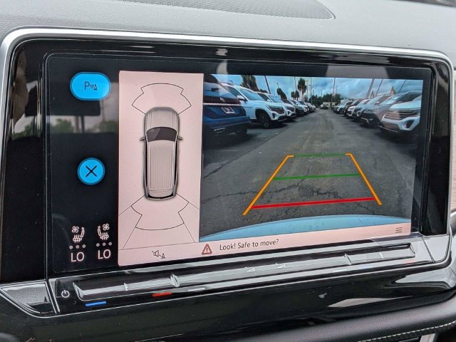 New 2026 Volkswagen Atlas SE FWD image 23