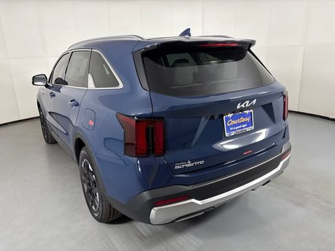 New 2026 Kia Sorento S w/ S Panoramic Sunroof Package FWD image 6