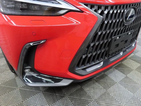 Used 2025 Lexus NX 300h AWD w/ Luxury Package image 46