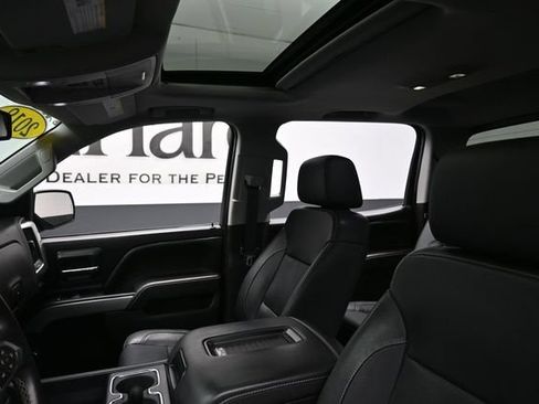 Used 2018 Chevrolet Silverado 1500 LTZ Z71 w/ LTZ Plus Package AWD/4WD image 18