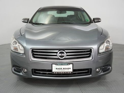 Used 2014 Nissan Maxima 3.5 SV w/ Sport Package image 2