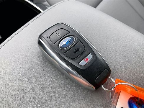 Certified 2025 Subaru Outback Limited w/ Popular Package #2 image 13