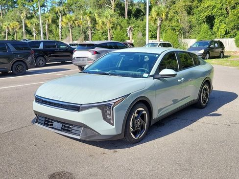 New 2026 Kia K4 EX FWD image 3