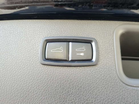 Used 2017 Porsche Macan image 27