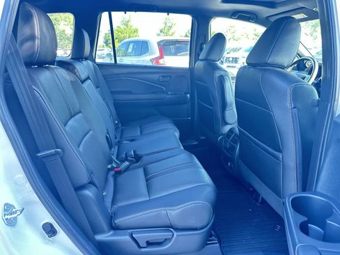 Used 2023 Honda Passport TrailSport image 15