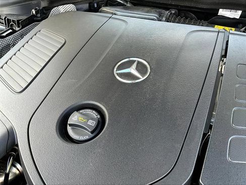 Used 2026 Mercedes-Benz GLC 300 4MATIC image 33