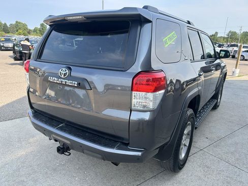 Used 2011 Toyota 4Runner Limited AWD/4WD image 5
