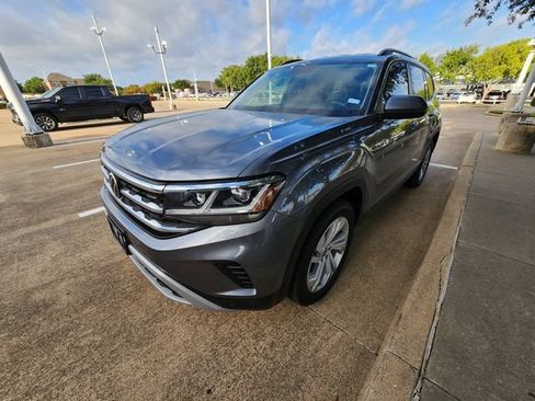 Used 2022 Volkswagen Atlas SE FWD image 3