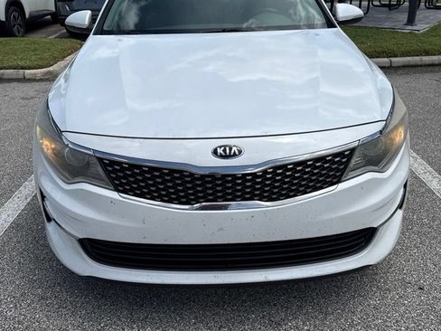 Used 2016 Kia Optima EX FWD image 6
