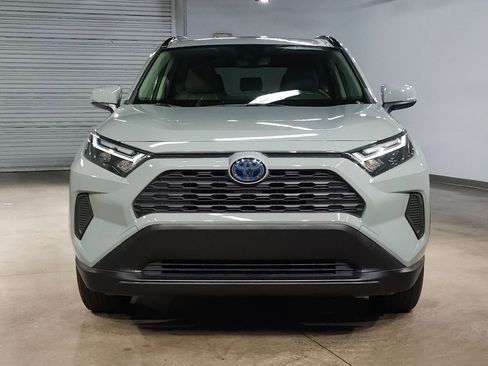 Used 2023 Toyota RAV4 XLE image 2