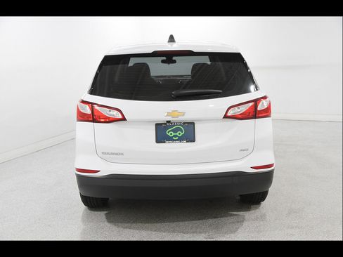 Certified 2021 Chevrolet Equinox LS AWD/4WD image 20