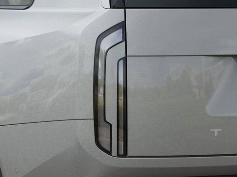 New 2027 Kia Telluride S image 11