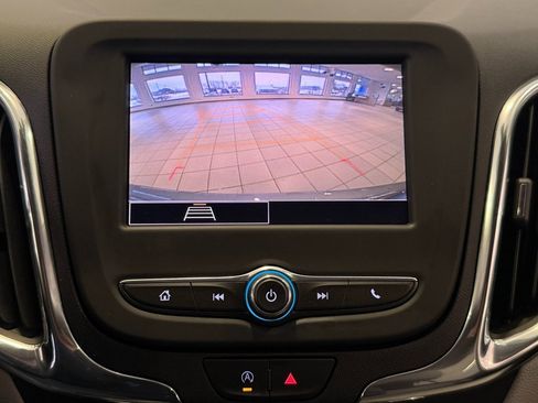 Certified 2023 Chevrolet Equinox LS w/ LS Convenience Package image 18