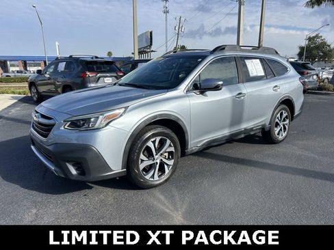 Used 2022 Subaru Outback Limited XT image 3