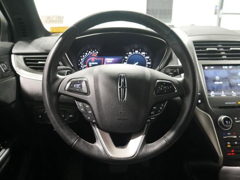 Used 2018 Lincoln MKC Premiere image 19