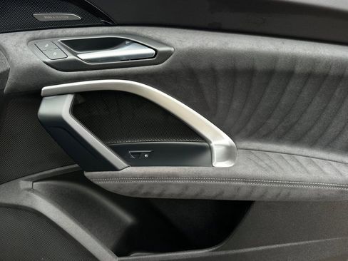 Used 2025 Audi SQ5 Premium Plus image 33