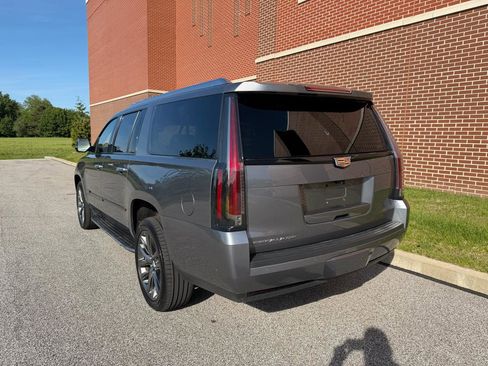 Used 2020 Cadillac Escalade ESV Luxury w/ Escalade Sport Edition AWD/4WD image 6