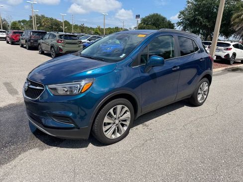 Used 2020 Buick Encore Preferred w/ Safety Package FWD image 12