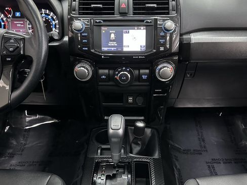 Used 2019 Toyota 4Runner TRD Off-Road Premium image 26