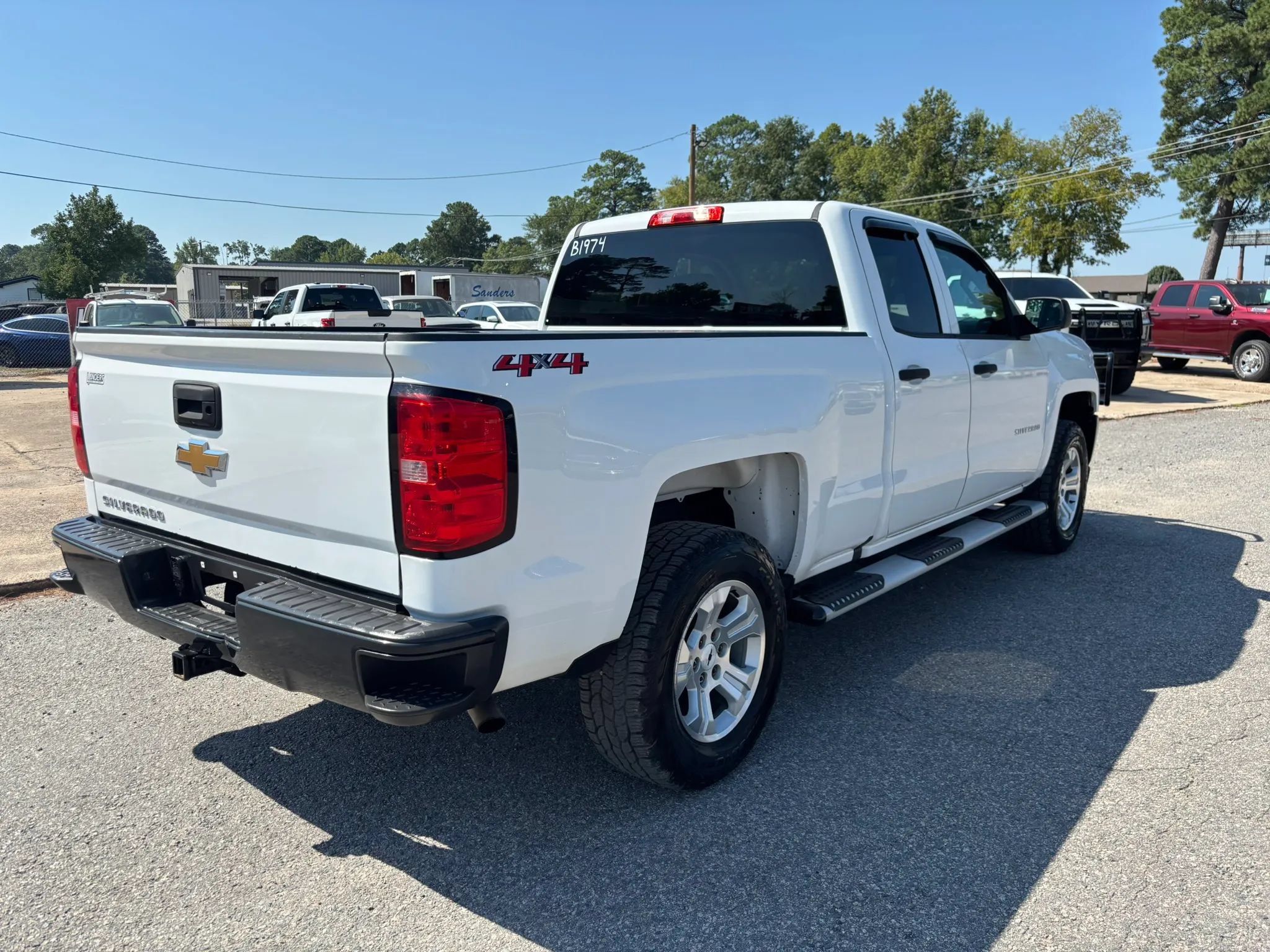 Used 2018 Chevrolet Silverado 1500 W/T w/ WT Convenience Package AWD/4WD image 5
