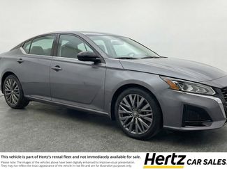 Used 2025 Nissan Altima 2.5 SV video 1