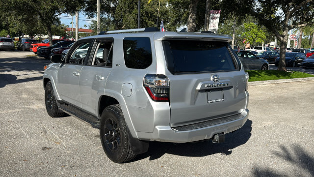 Used 2022 Toyota 4Runner SR5 RWD image 5