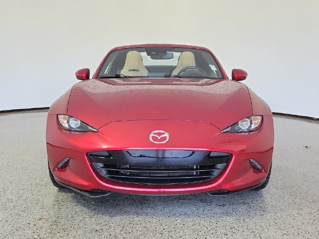 Used 2020 MAZDA MX-5 Miata RF Grand Touring RWD image 3