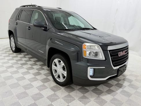 Used 2017 GMC Terrain SLE w/ Driver Alert Package I image 4